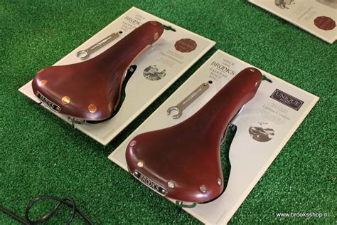 brooks swallow saddle|brooks swift vs swallow saddle.